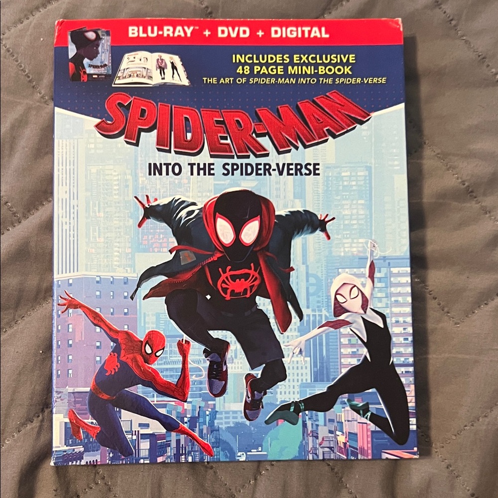 🕸️ Spider-Man: Into the Spider-Verse (Target Exclusive Blu-ray + DVD)